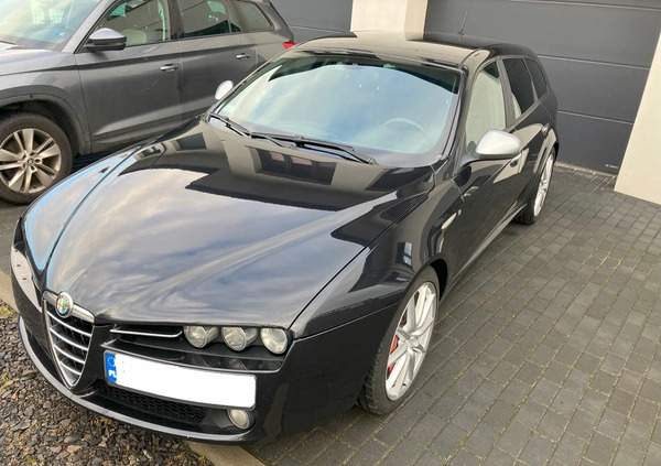 Alfa Romeo 159 cena 17900 przebieg: 335000, rok produkcji 2010 z Góra małe 29